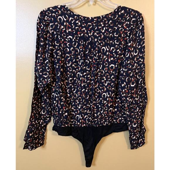 Kori America Black Leopard Print Surplice Bodysuit - M - NWT - Picture 5 of 7